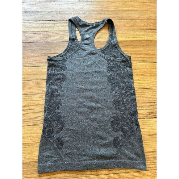 Lululemon Swiftly Tech Racerback  gray Size 4 - Picture 3 of 5